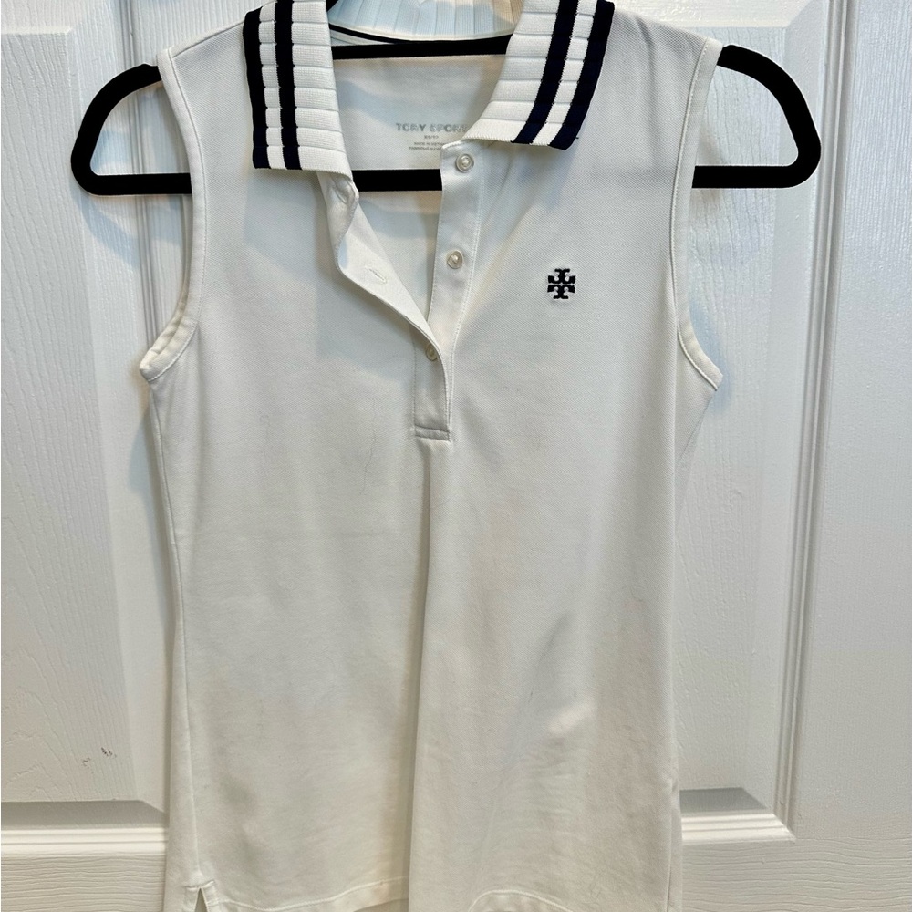 Tory Burch Sport White Sleeveless Logo Golf Top with Navy Striped Collar